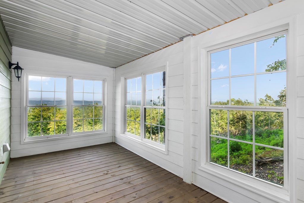 1269 Hunter Drive