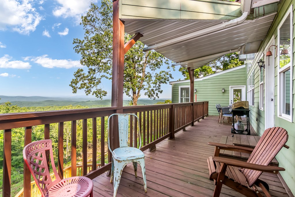 1269 Hunter Drive