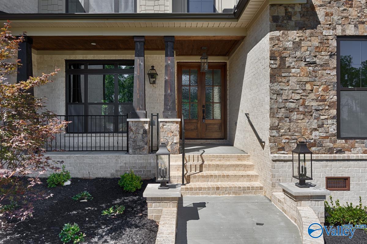 50 Ridge Bluff Circle