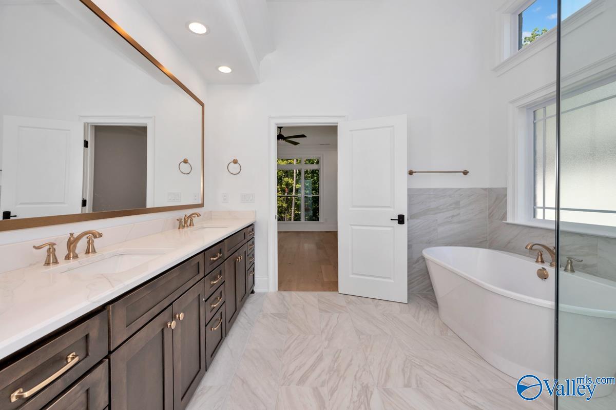 50 Ridge Bluff Circle