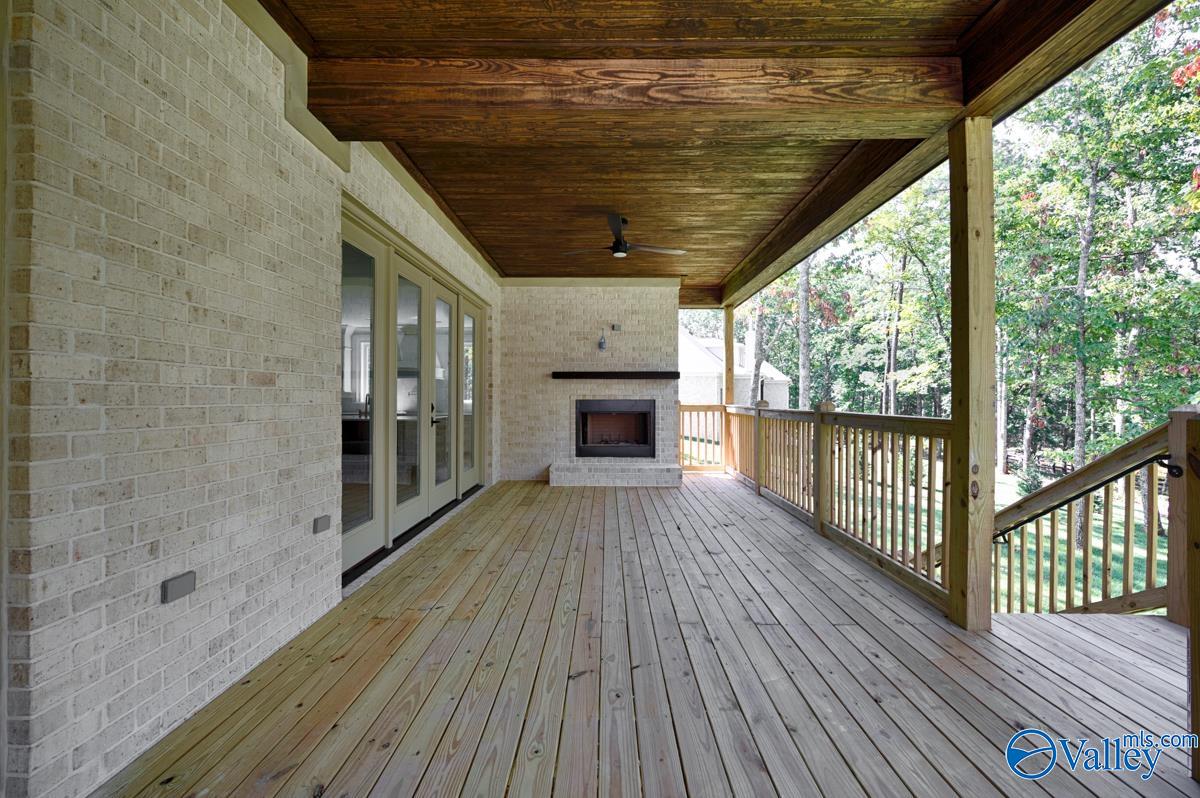 50 Ridge Bluff Circle