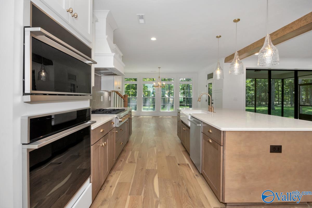 25 Bluff Creek
