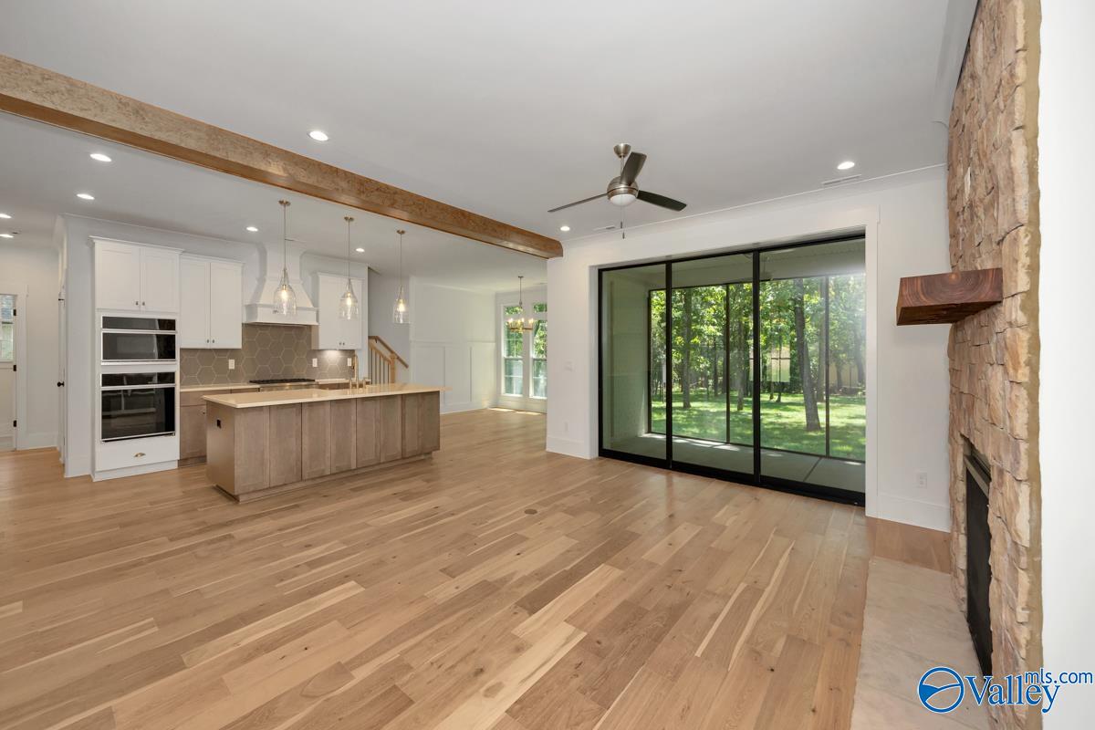 25 Bluff Creek