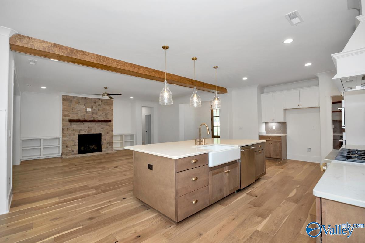 25 Bluff Creek