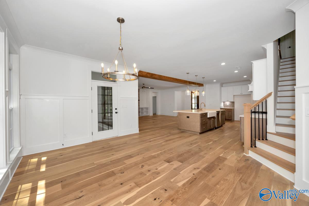 25 Bluff Creek