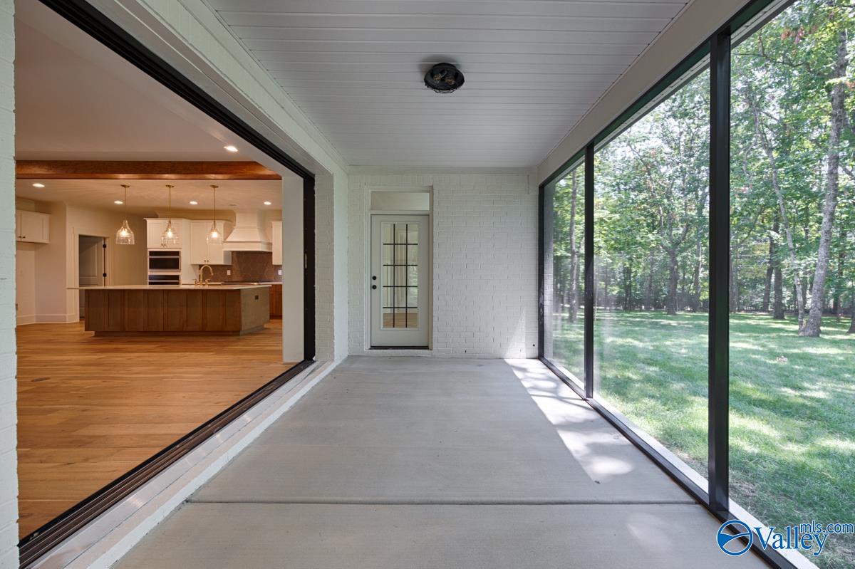 25 Bluff Creek