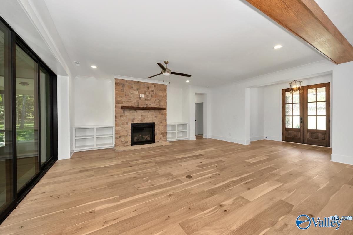 25 Bluff Creek