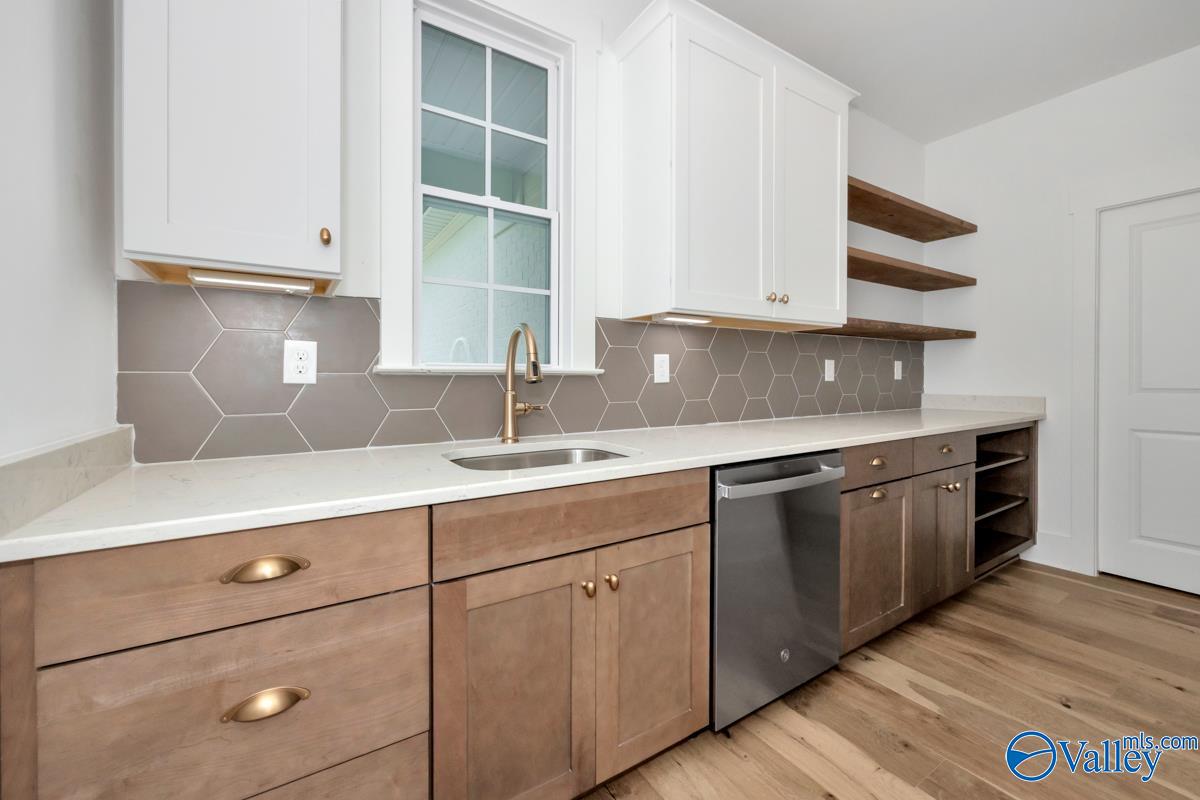 25 Bluff Creek