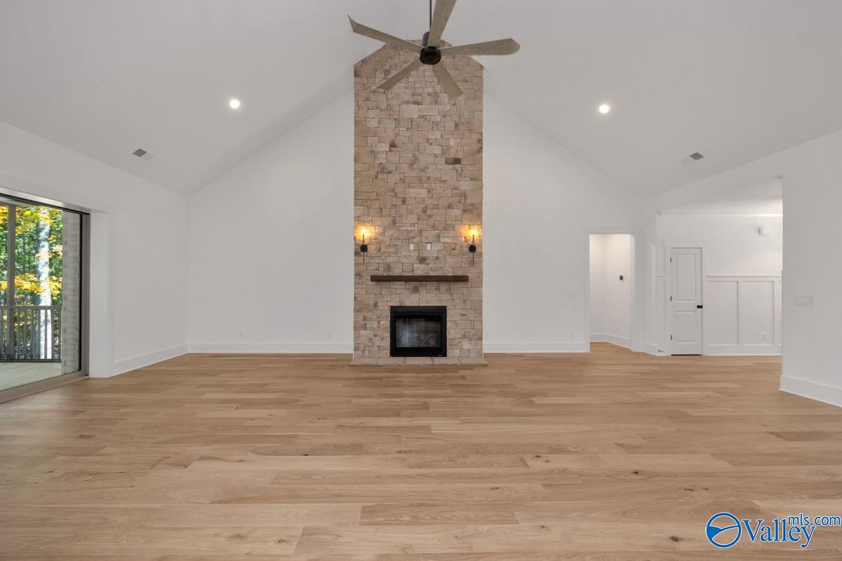 30 Bluff Creek
