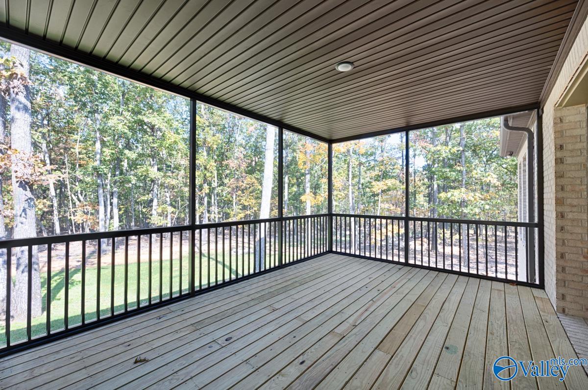 30 Bluff Creek