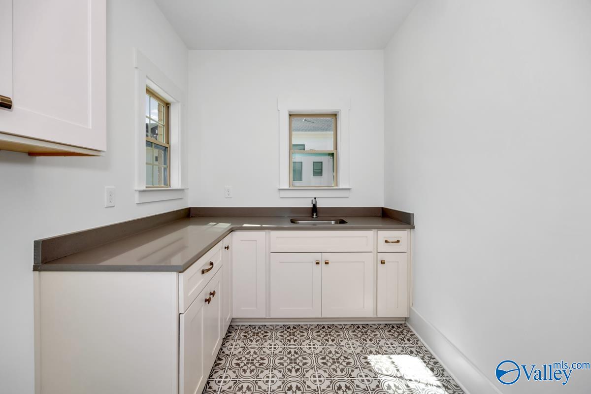 30 Bluff Creek
