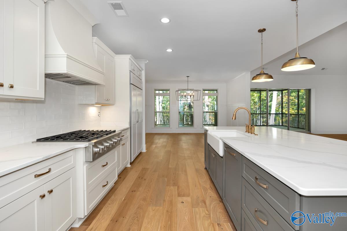 30 Bluff Creek