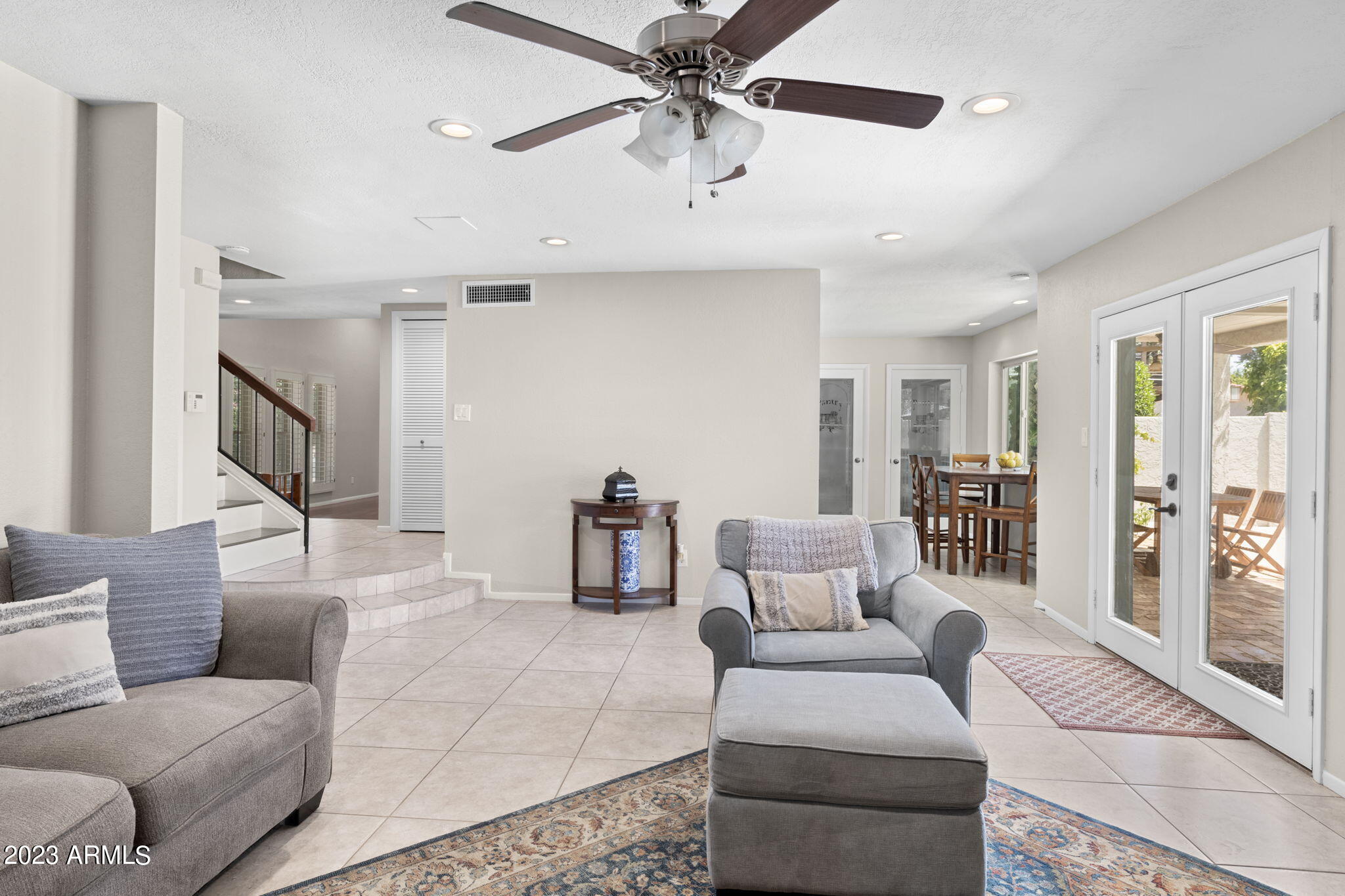 971 E DRIFTWOOD Drive