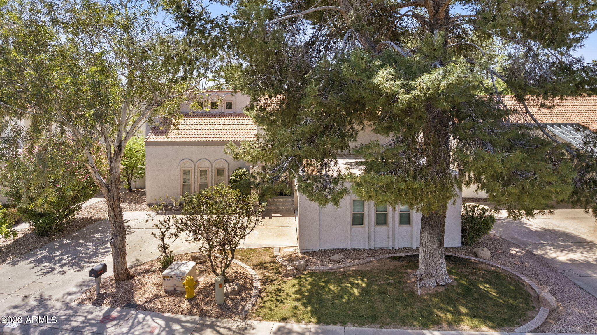 971 E DRIFTWOOD Drive