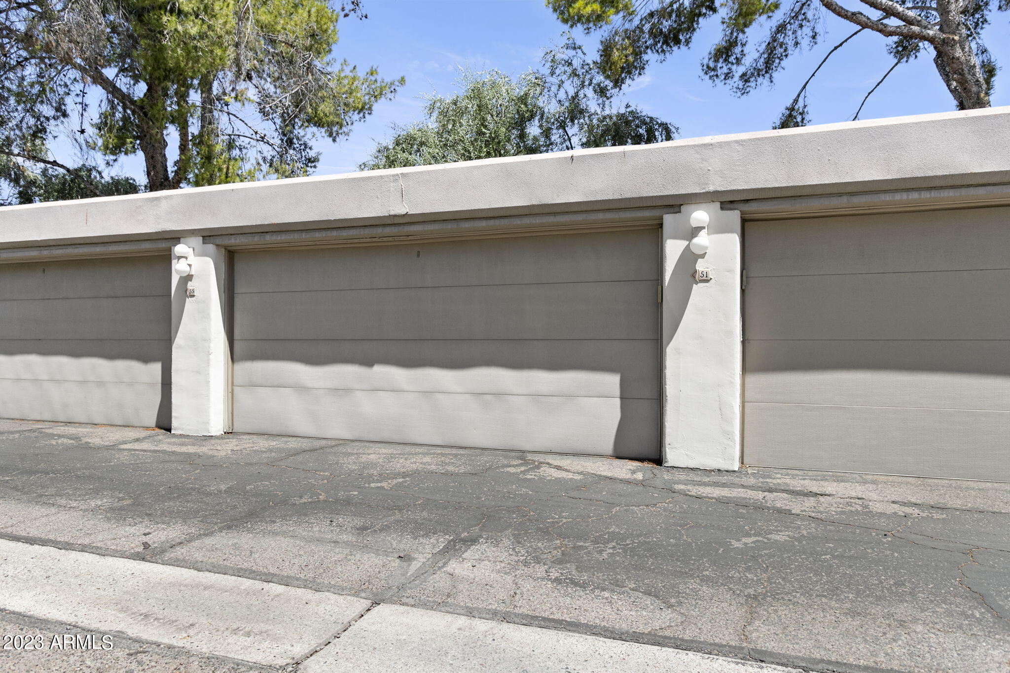 5200 S LAKESHORE Drive, 214