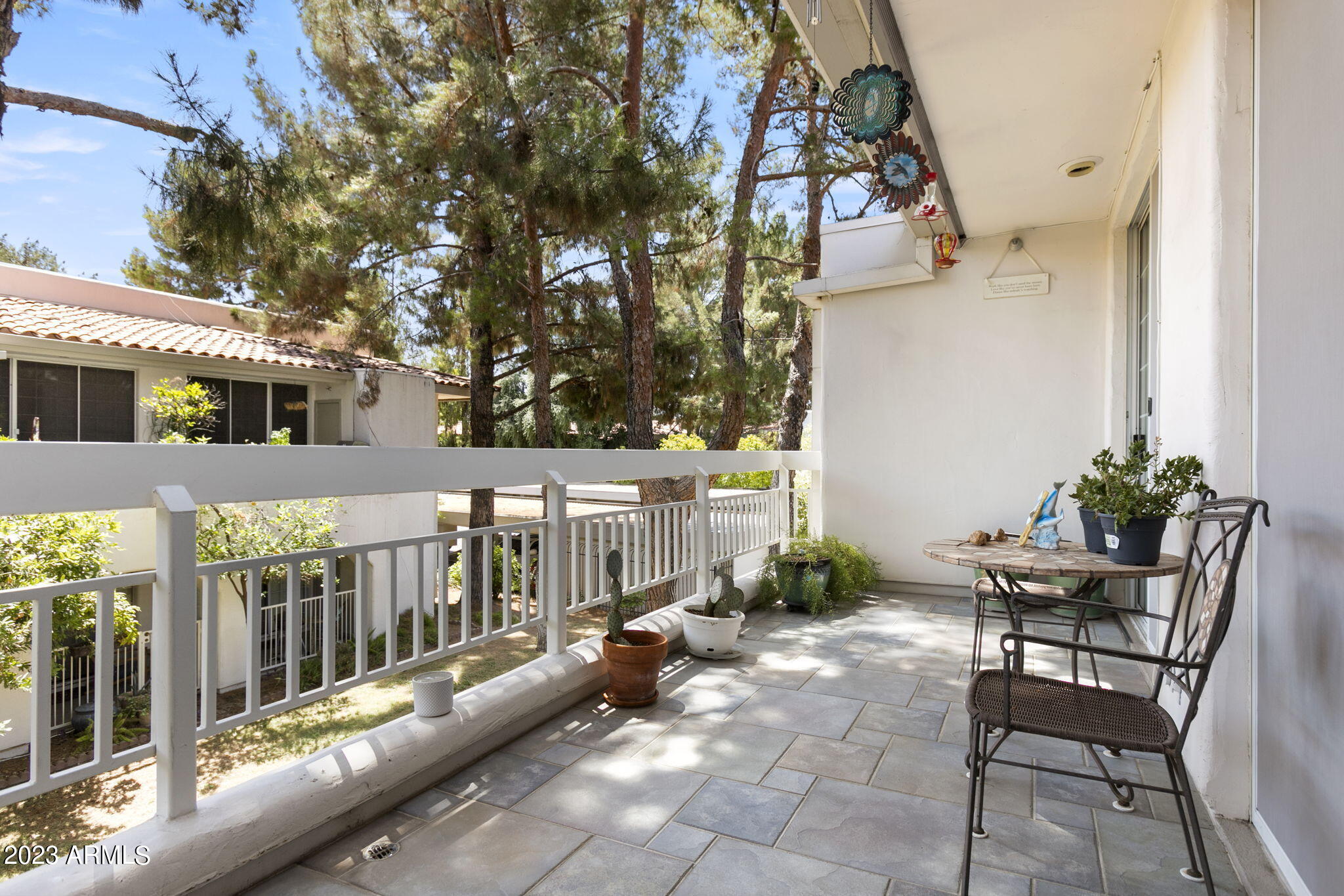 5200 S LAKESHORE Drive, 214