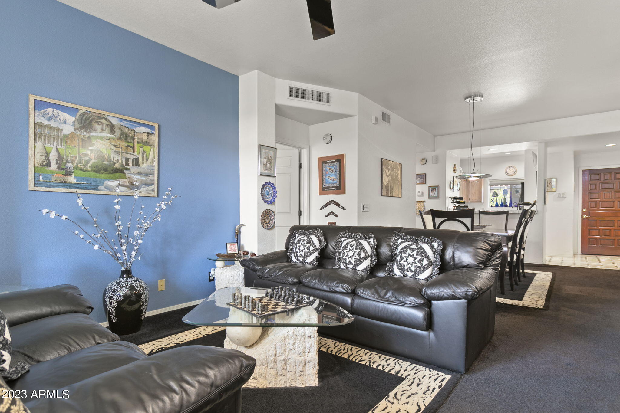 5200 S LAKESHORE Drive, 214