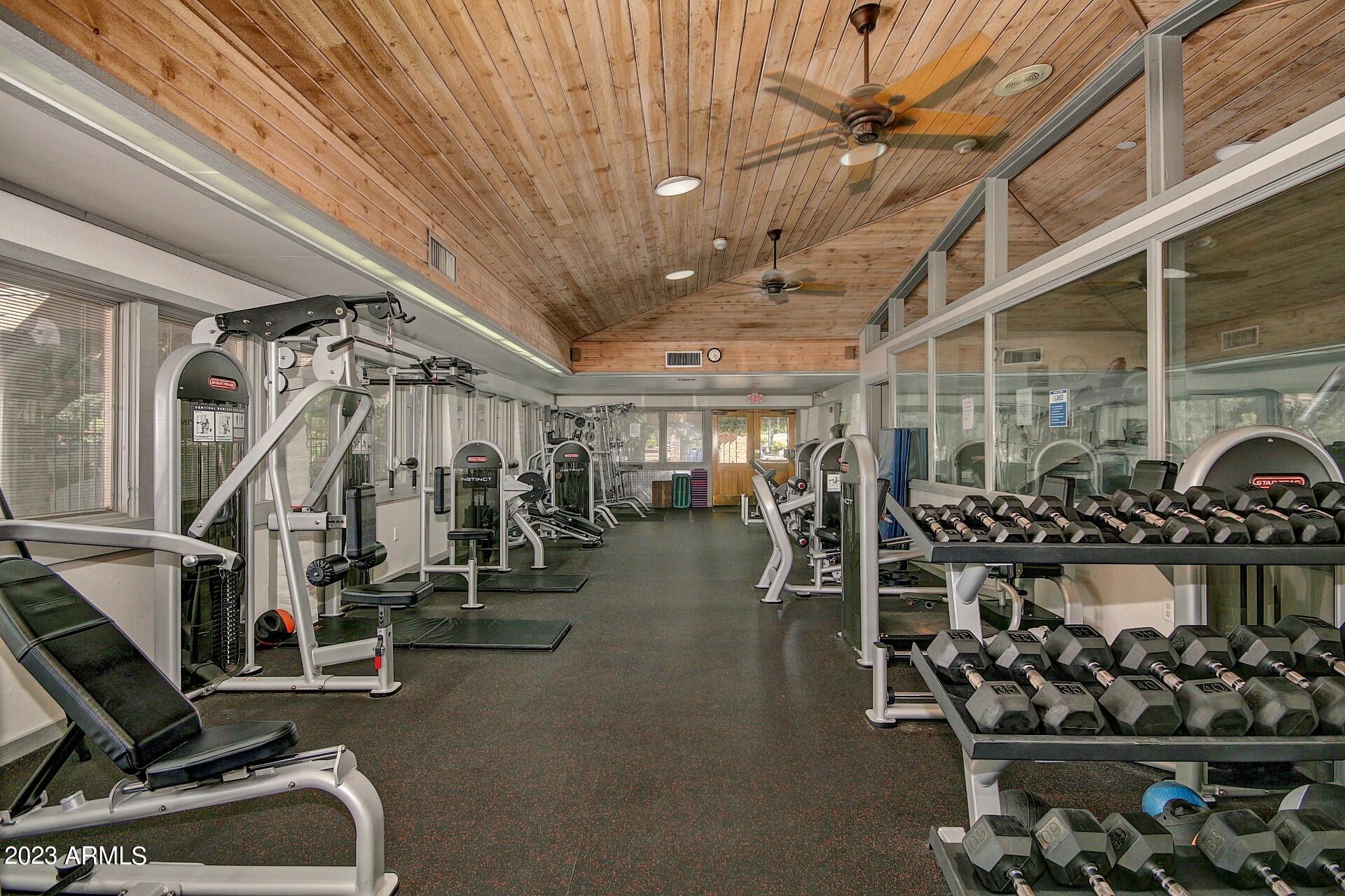 5200 S LAKESHORE Drive, 214