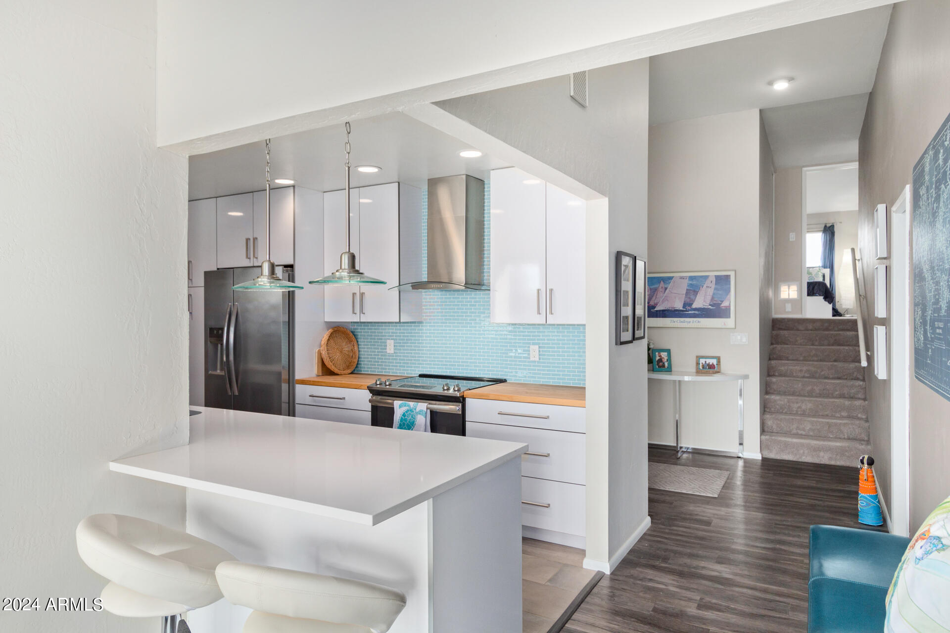 1209 E NORTHSHORE Drive, 242