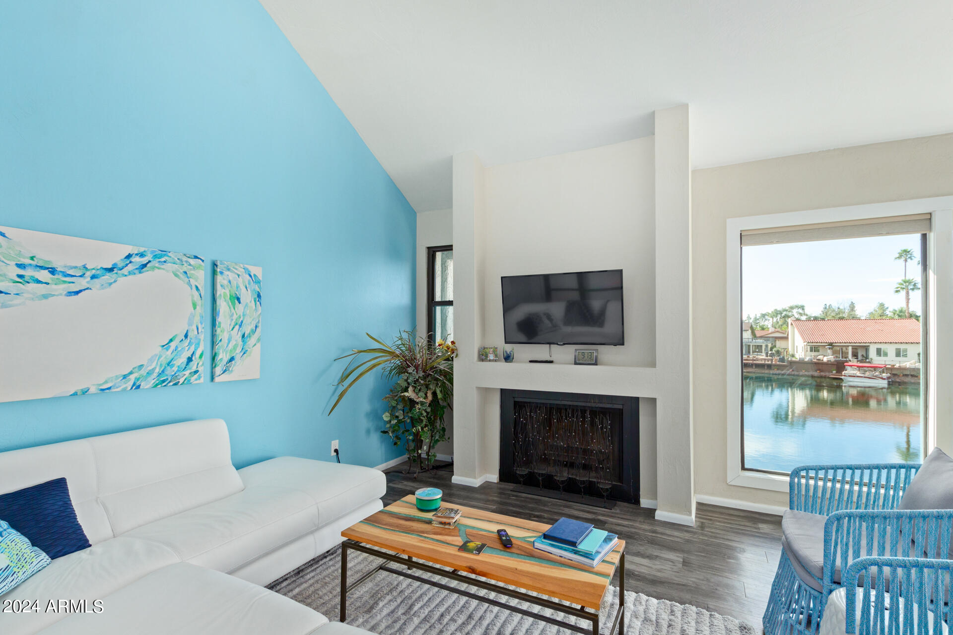 1209 E NORTHSHORE Drive, 242