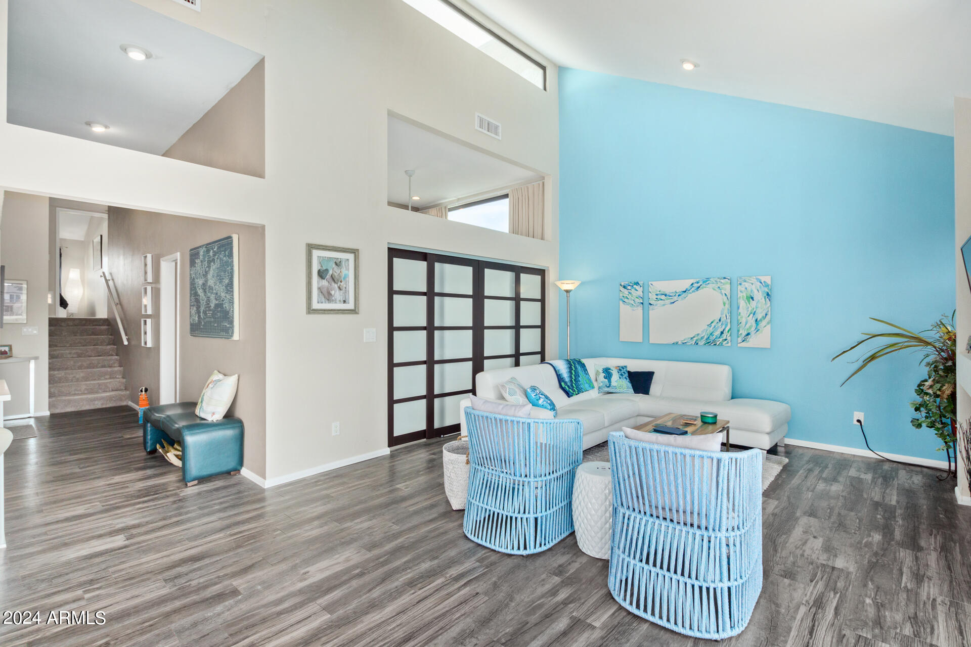 1209 E NORTHSHORE Drive, 242