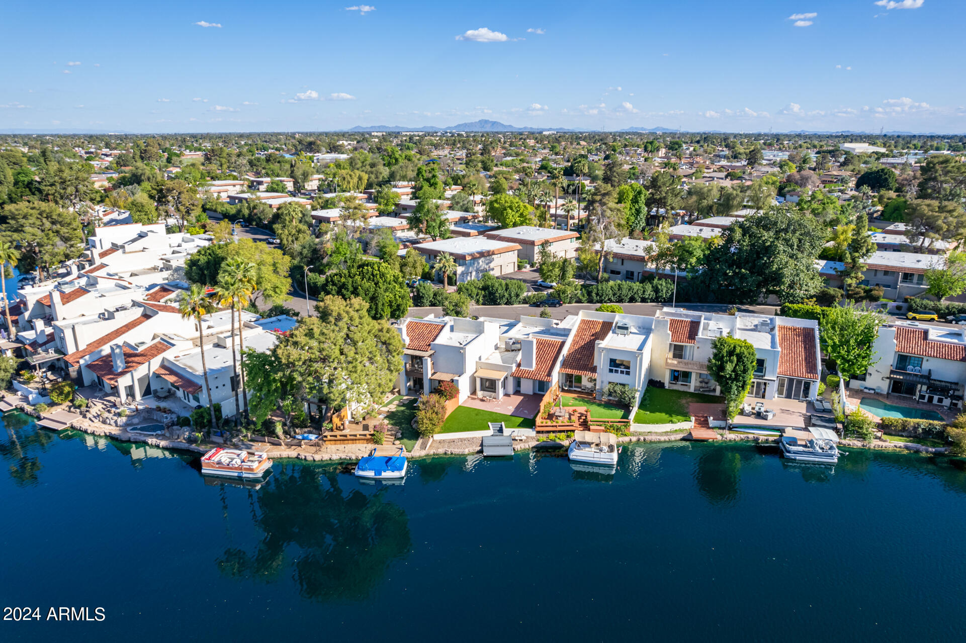1042 E DRIFTWOOD Drive