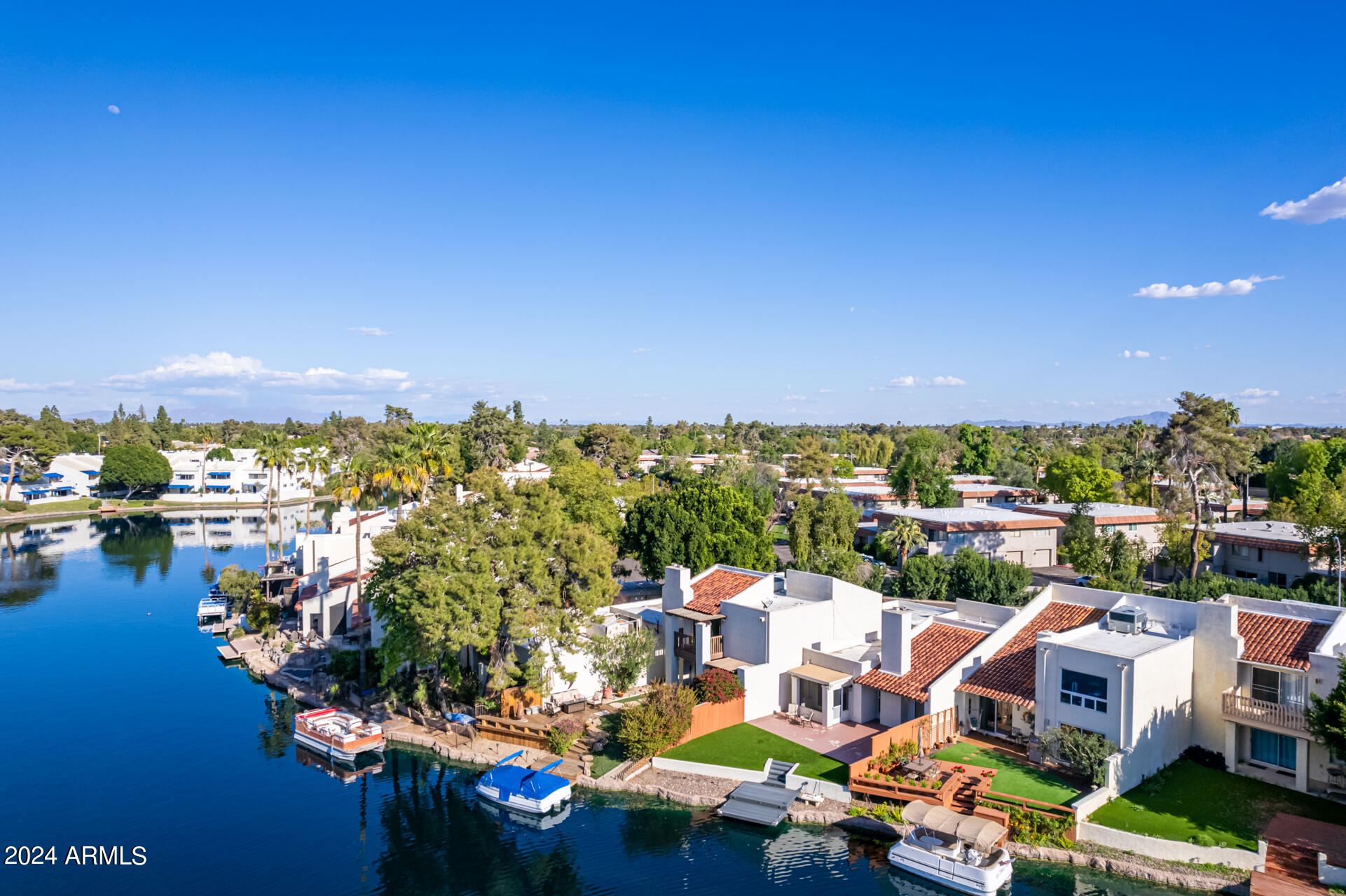 1042 E DRIFTWOOD Drive