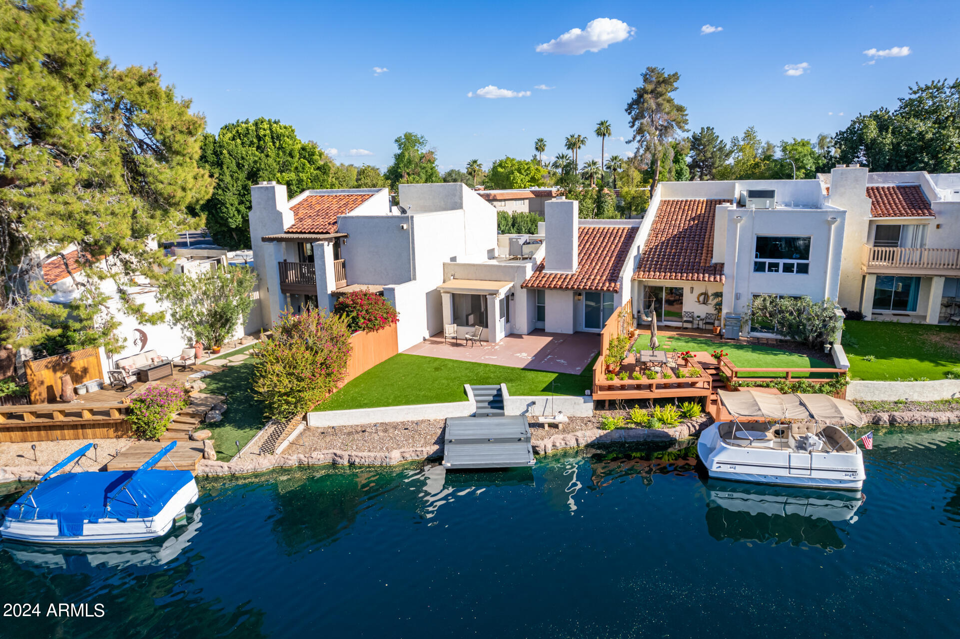 1042 E DRIFTWOOD Drive