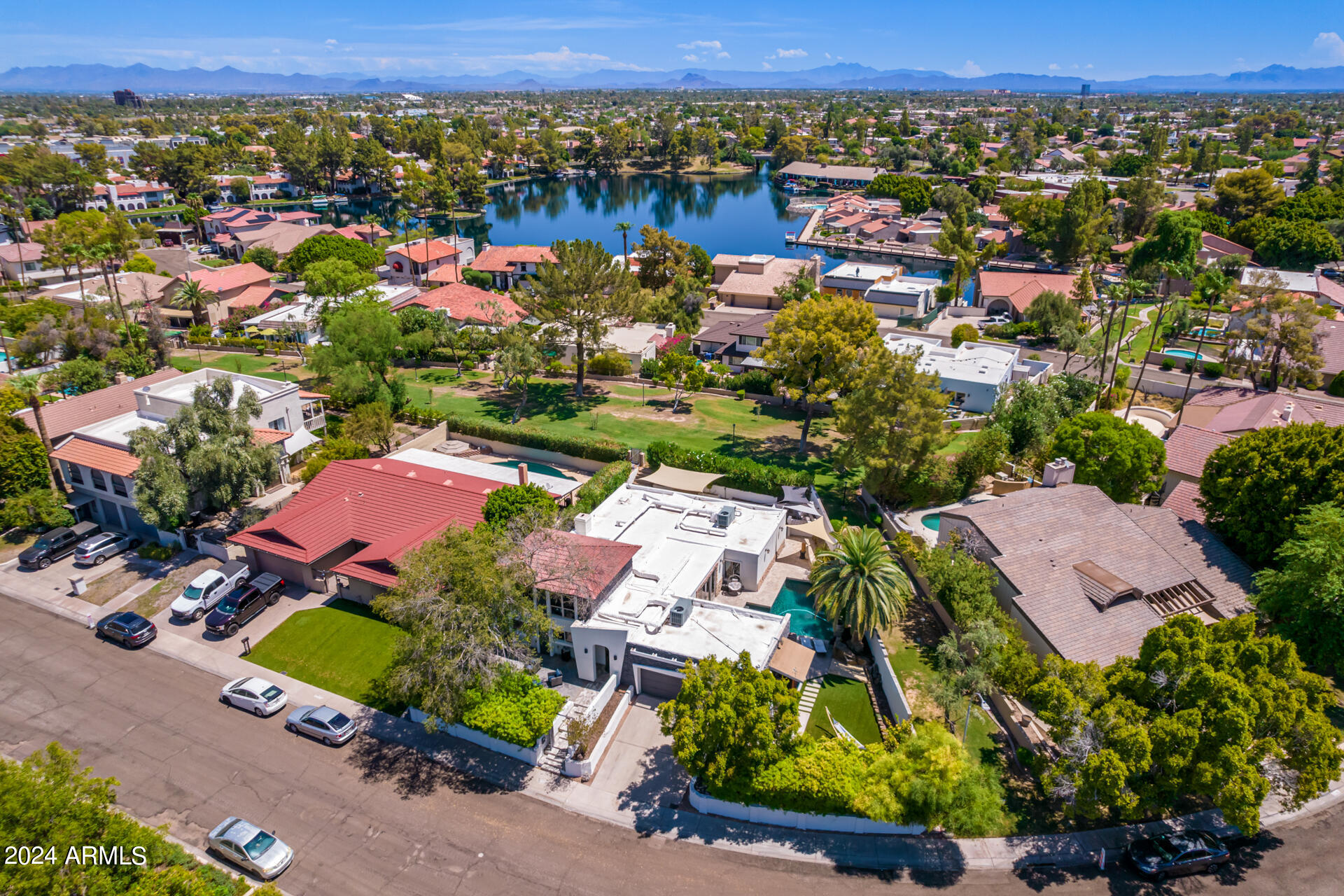 1064 E SANDPIPER Drive