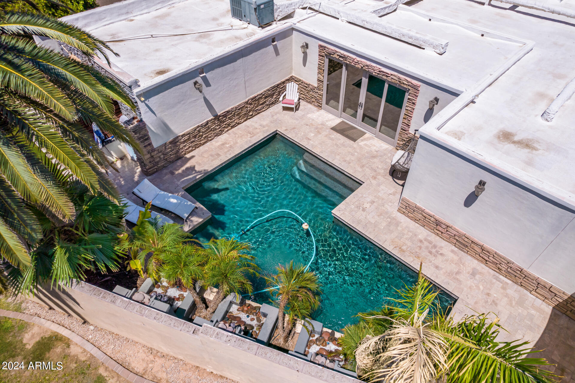 1064 E SANDPIPER Drive