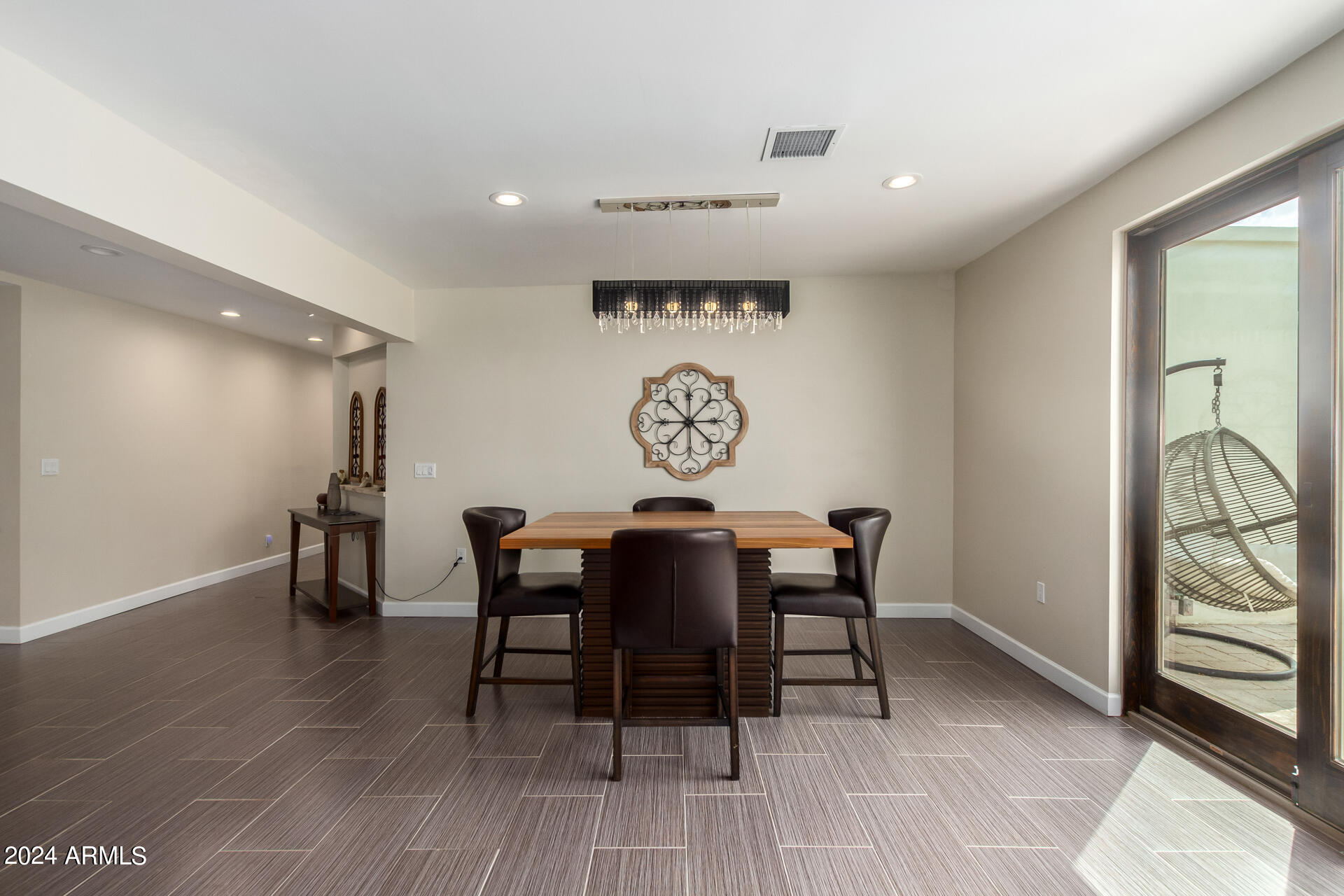 1064 E SANDPIPER Drive