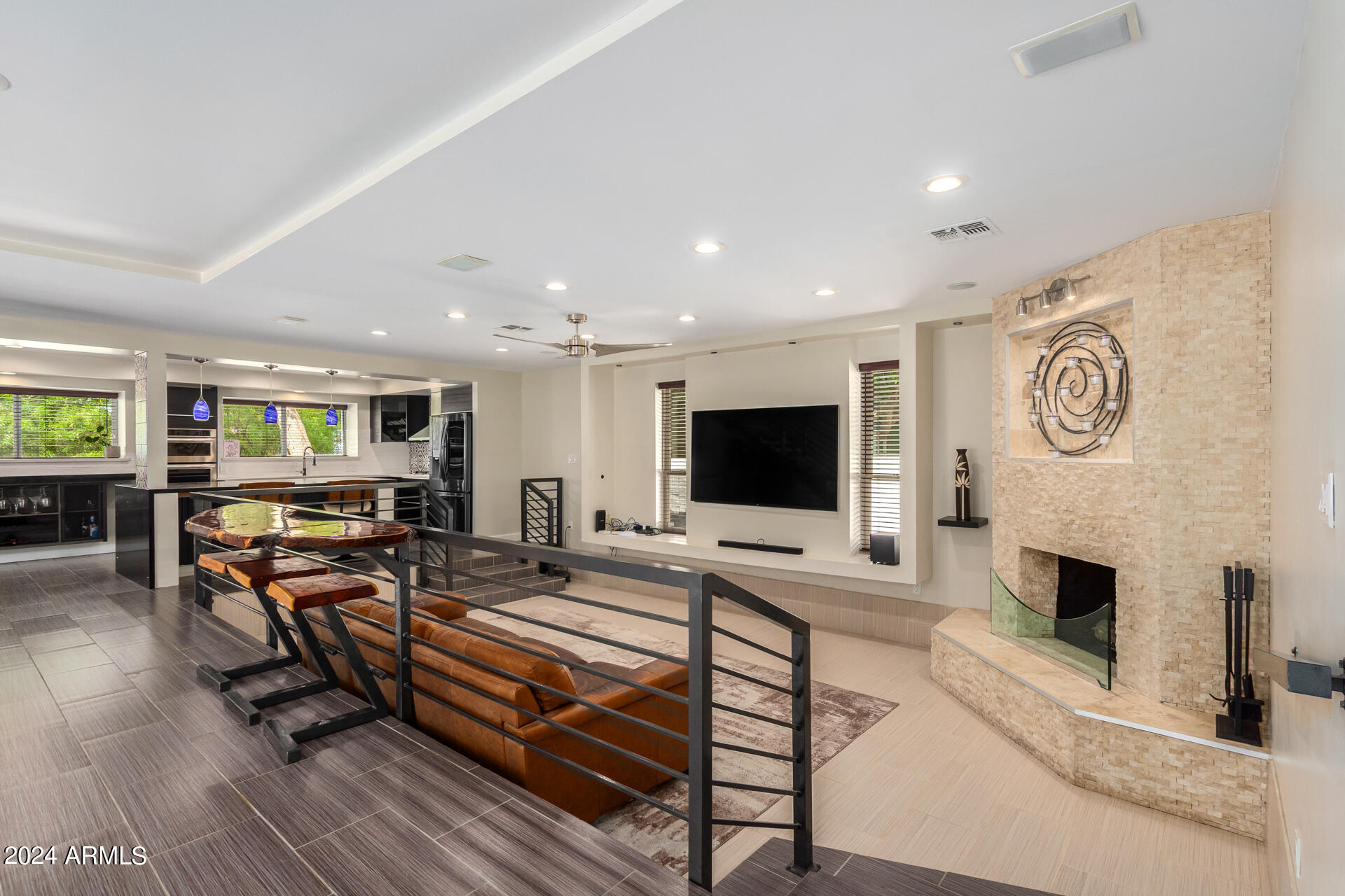1064 E SANDPIPER Drive