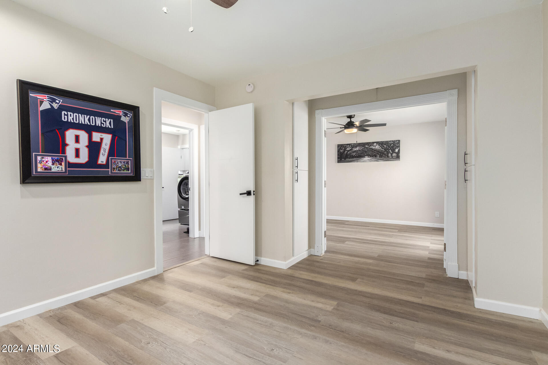 1064 E SANDPIPER Drive