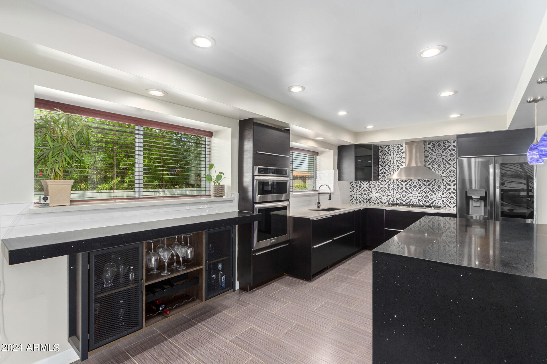 1064 E SANDPIPER Drive