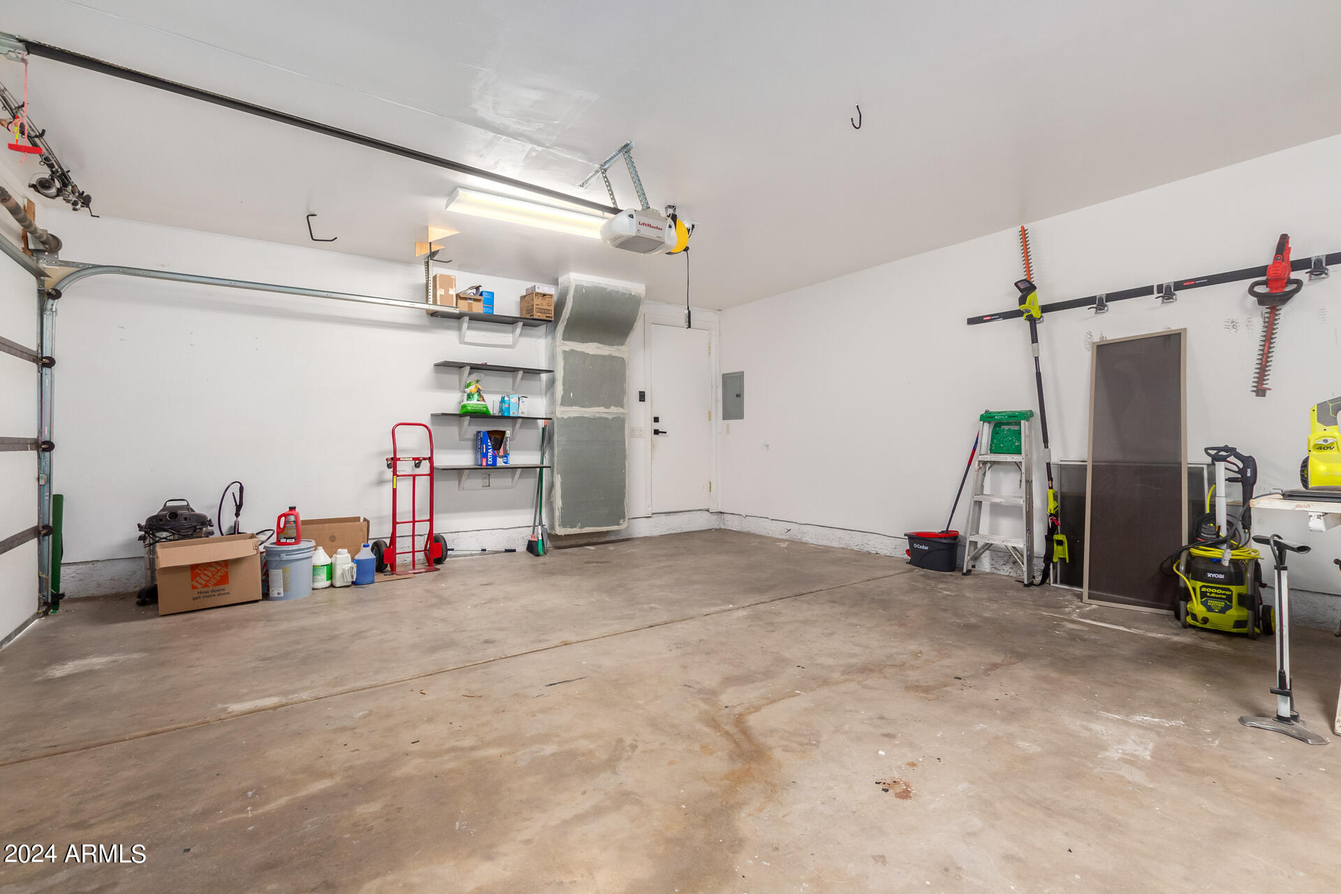 1064 E SANDPIPER Drive