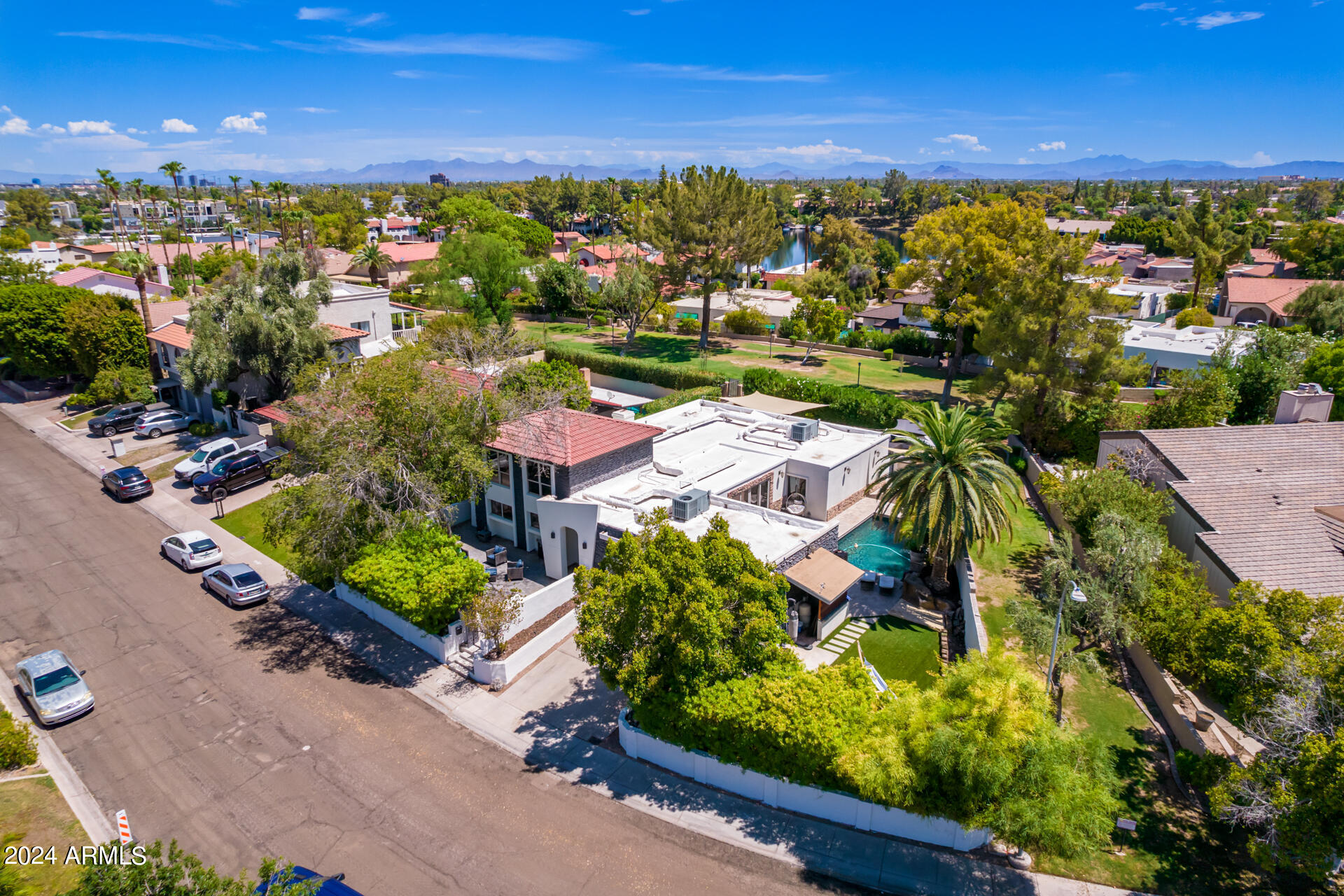 1064 E SANDPIPER Drive