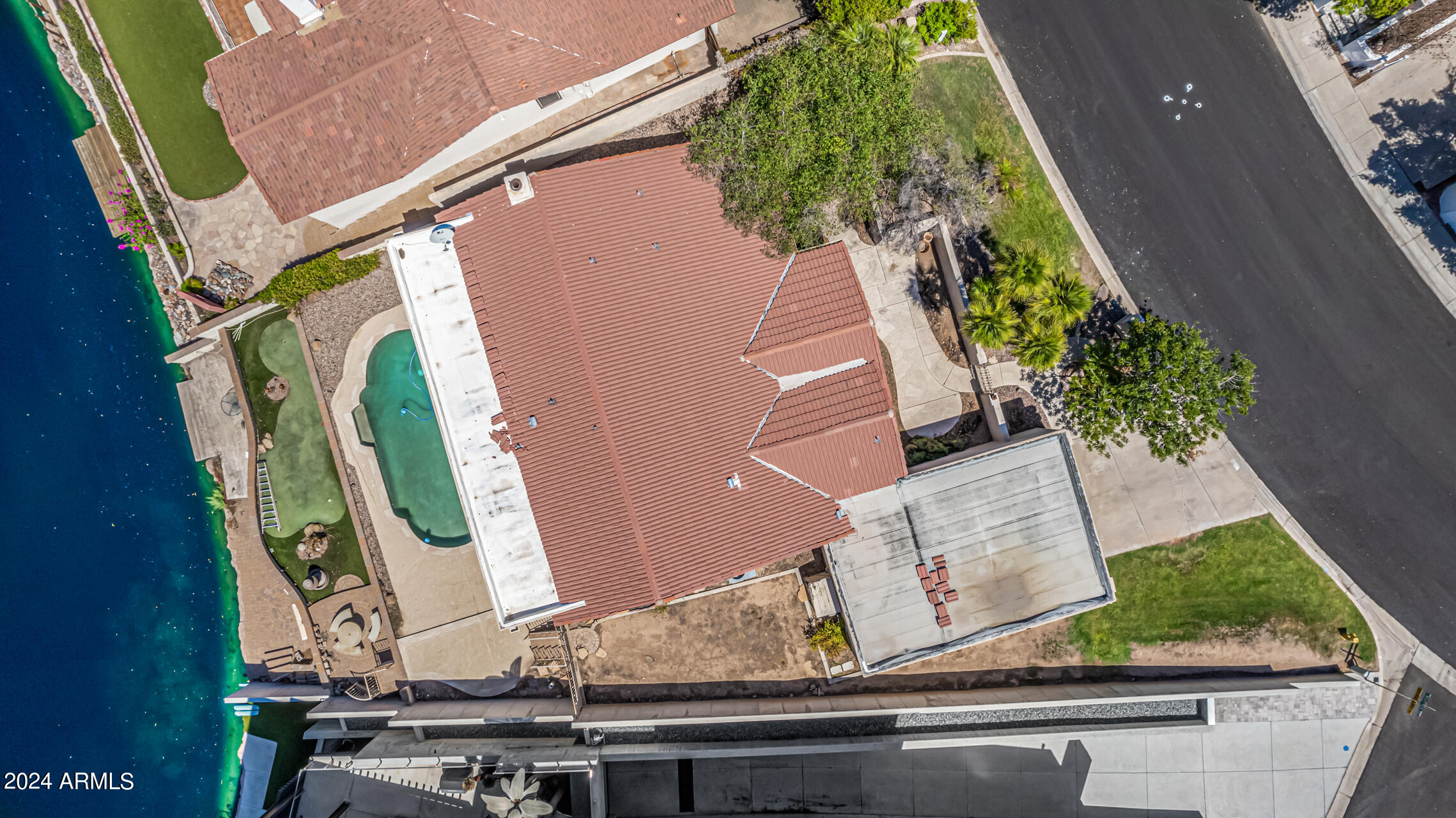 1065 E SANDPIPER Drive