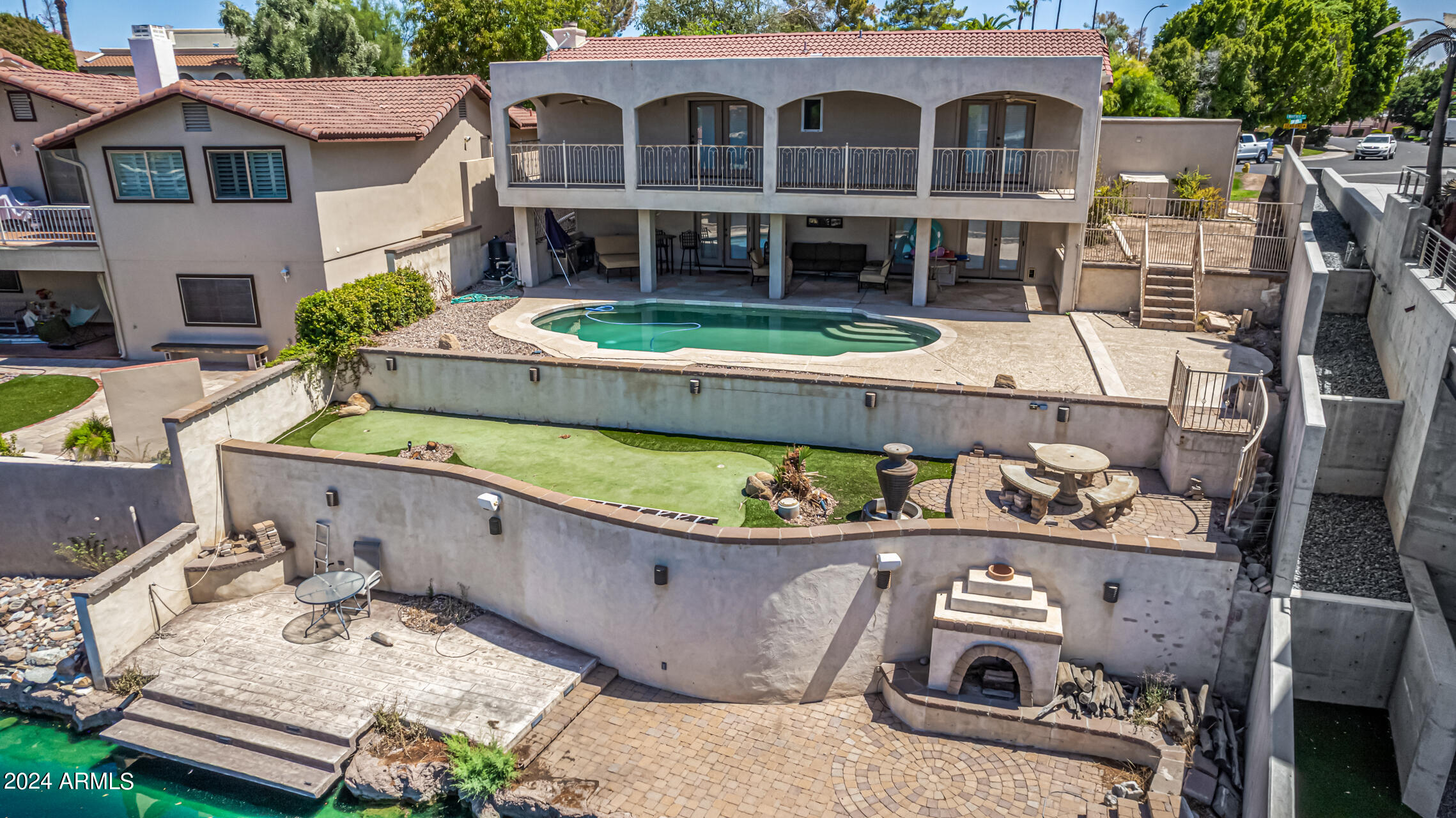 1065 E SANDPIPER Drive