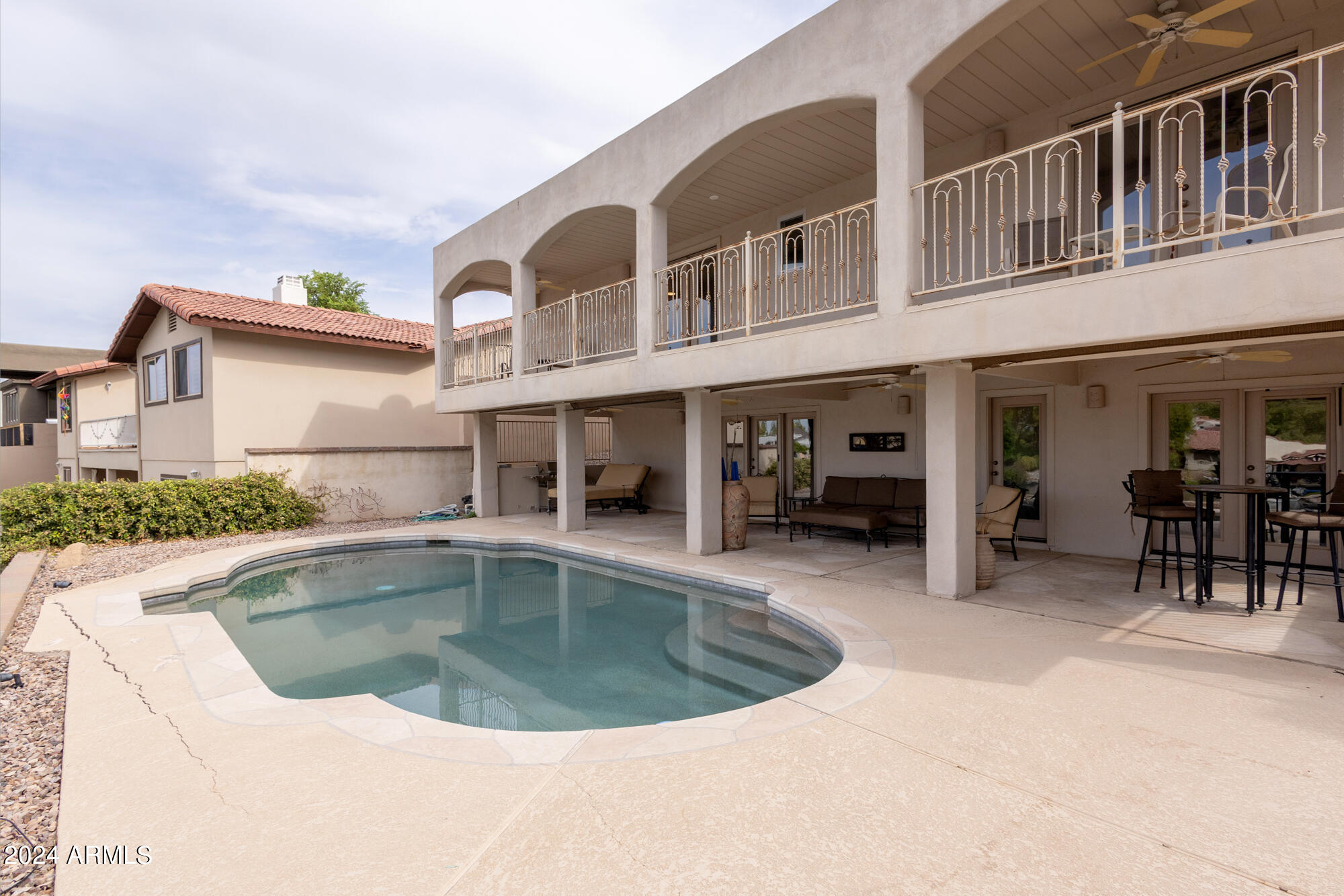 1065 E SANDPIPER Drive