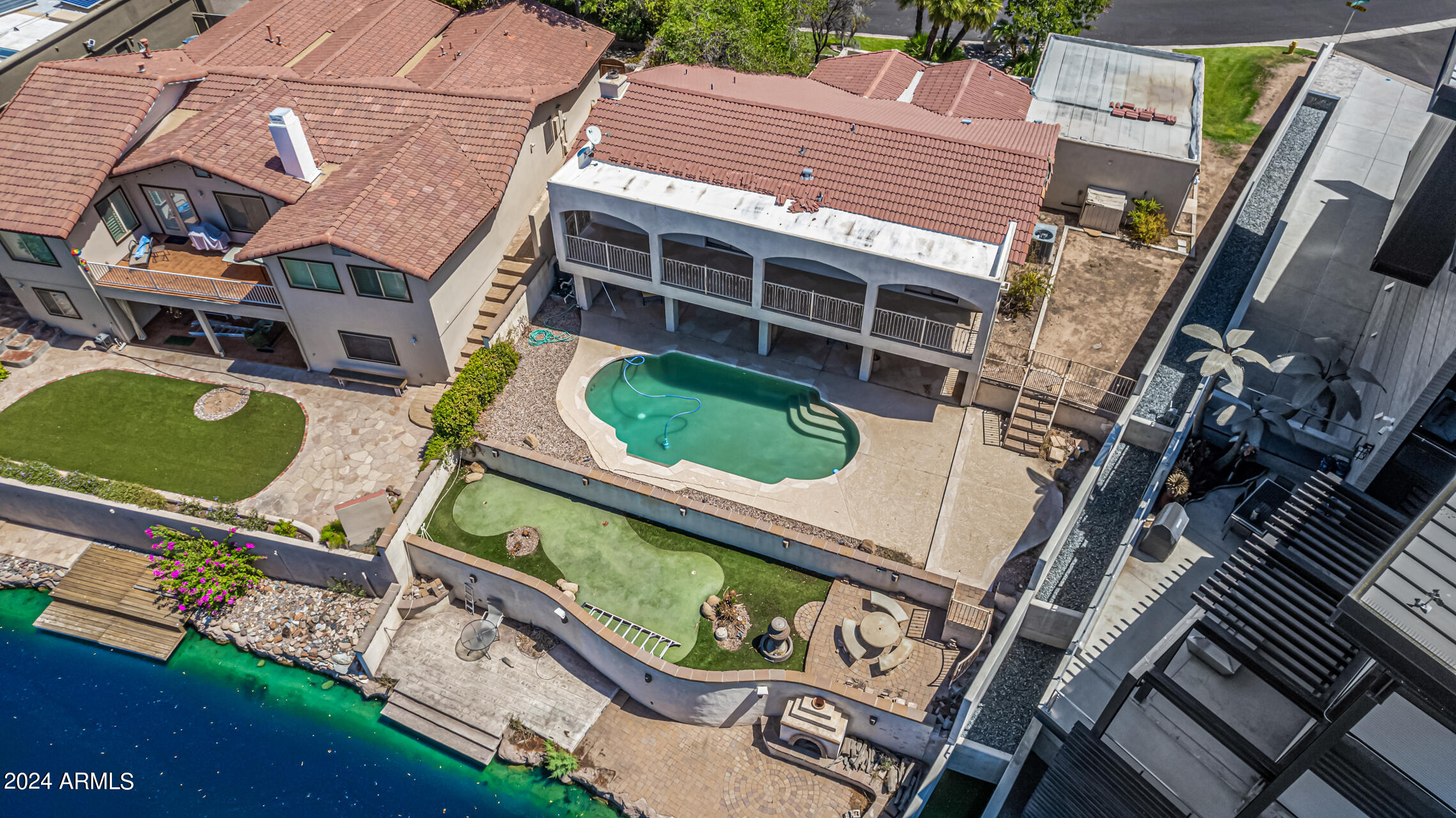 1065 E SANDPIPER Drive