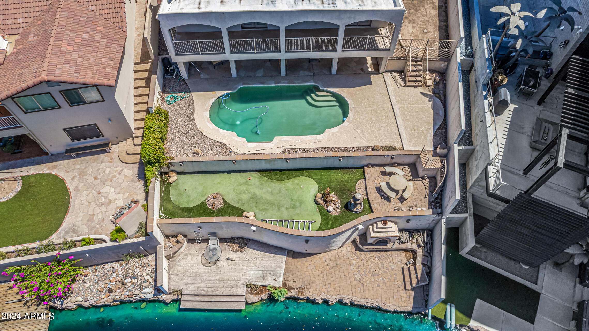1065 E SANDPIPER Drive