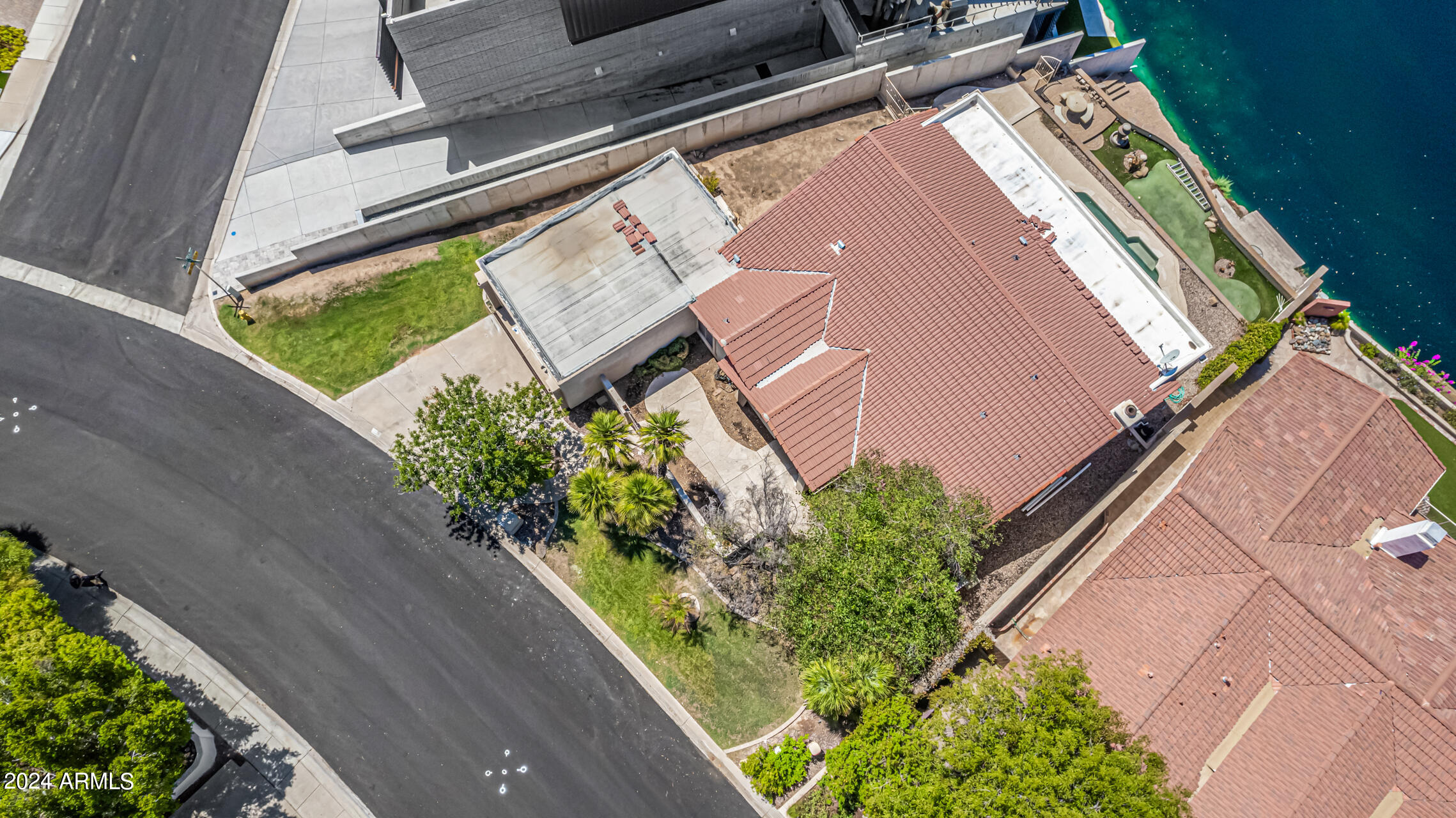 1065 E SANDPIPER Drive