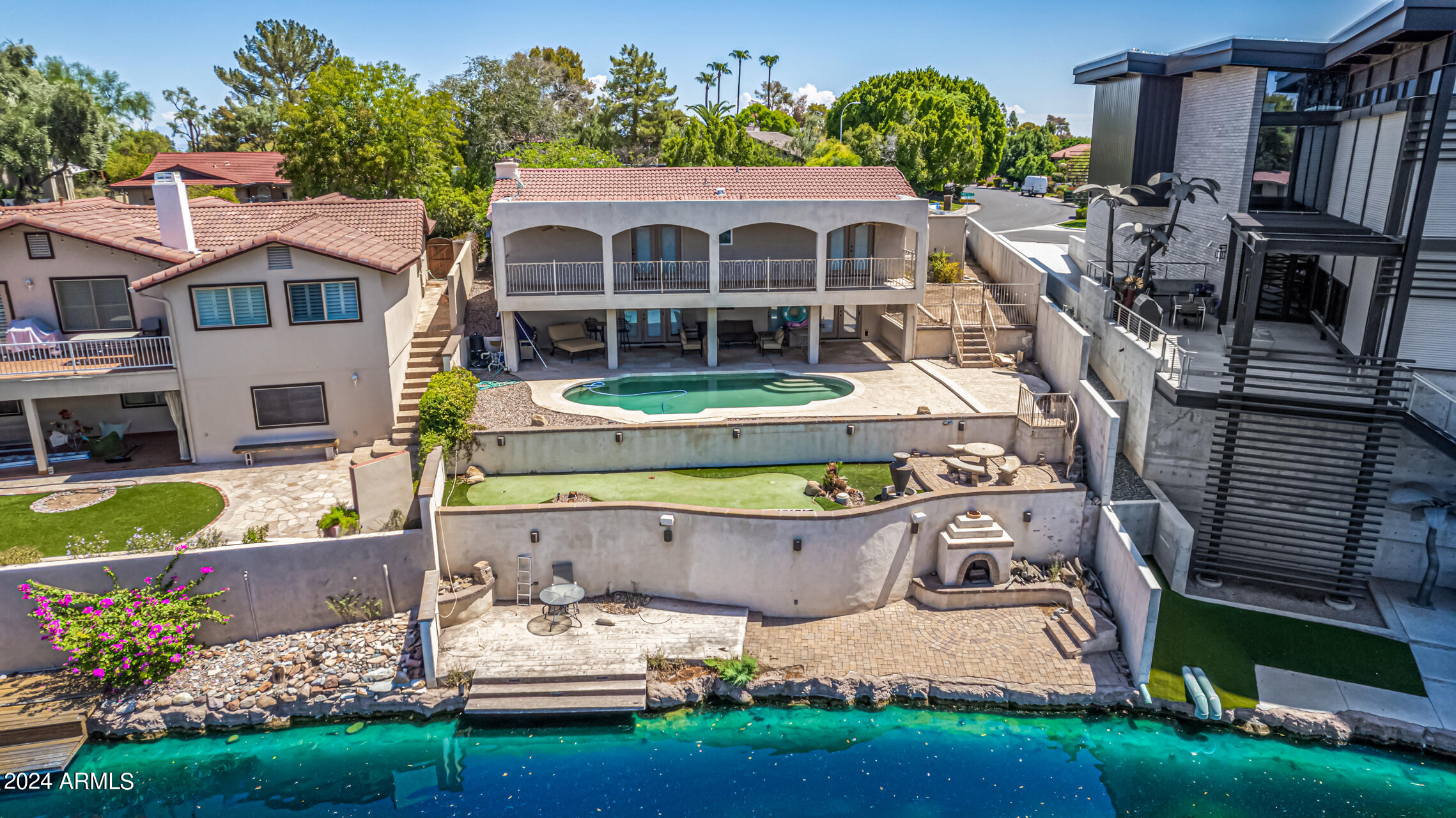 1065 E SANDPIPER Drive