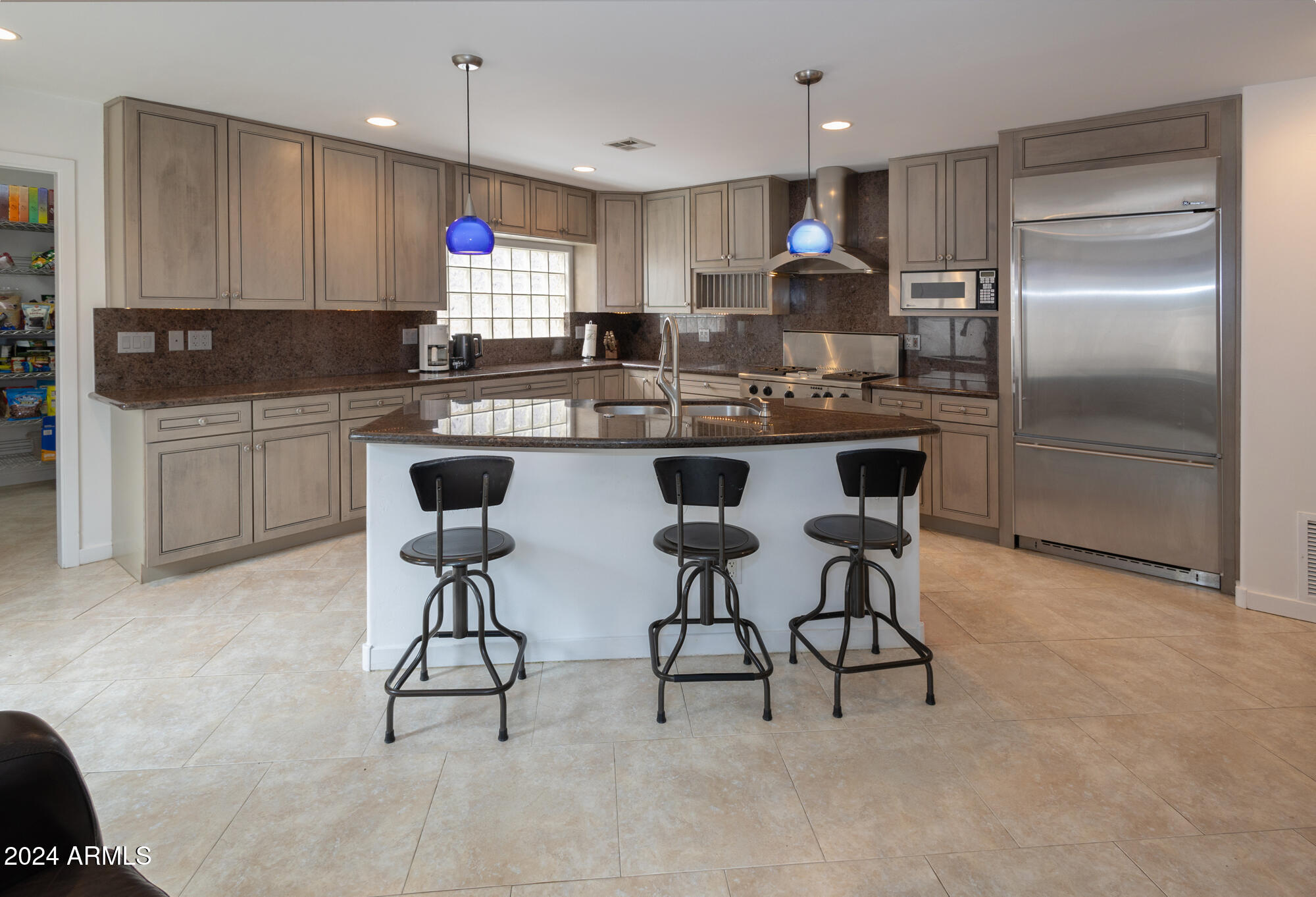 1065 E SANDPIPER Drive