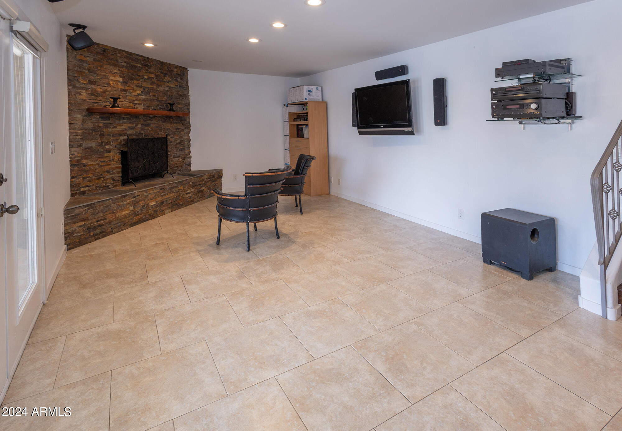 1065 E SANDPIPER Drive