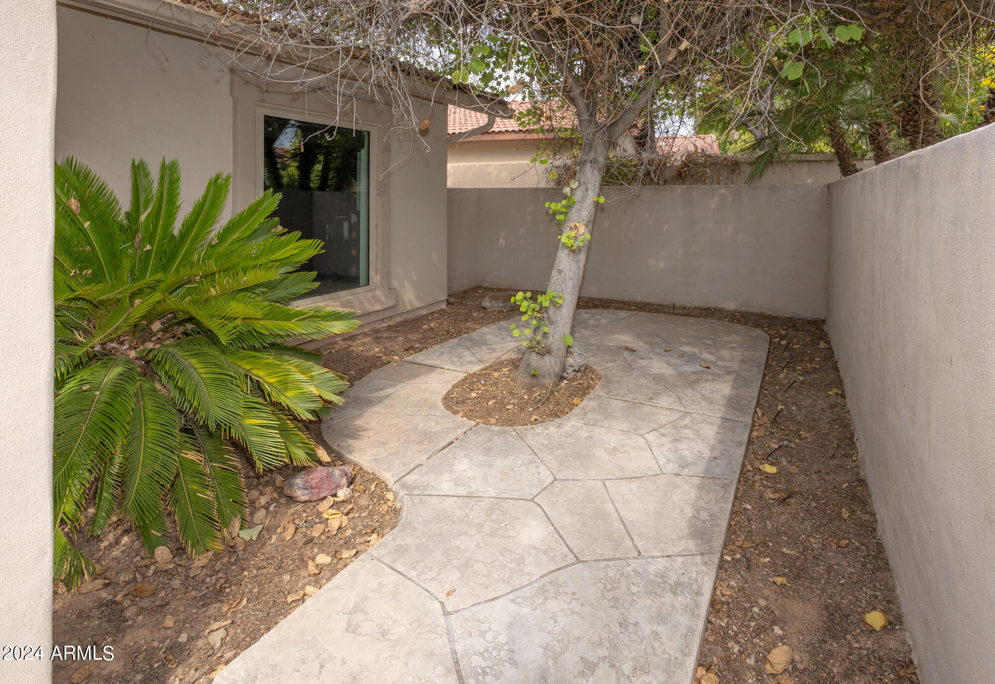1065 E SANDPIPER Drive