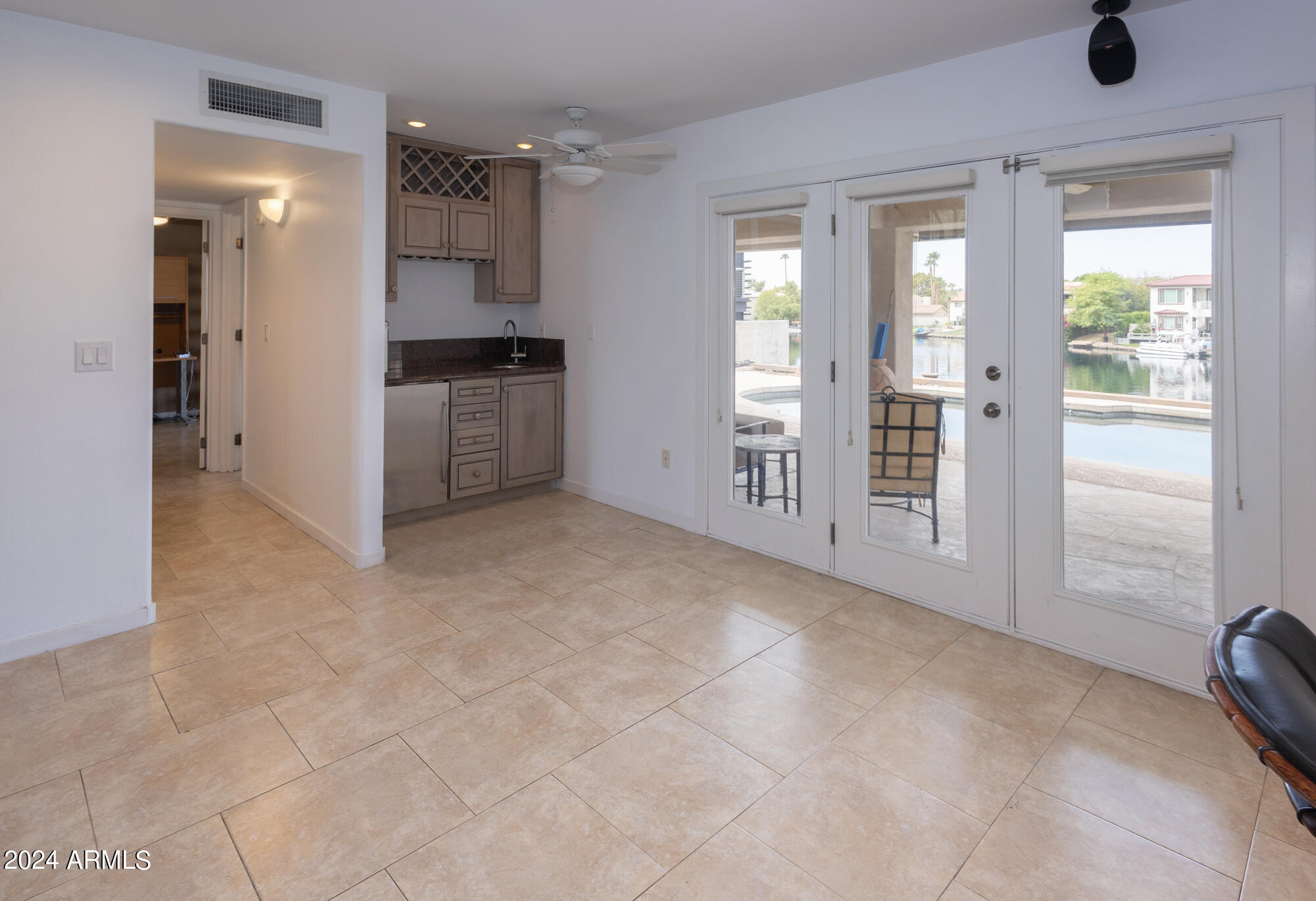 1065 E SANDPIPER Drive