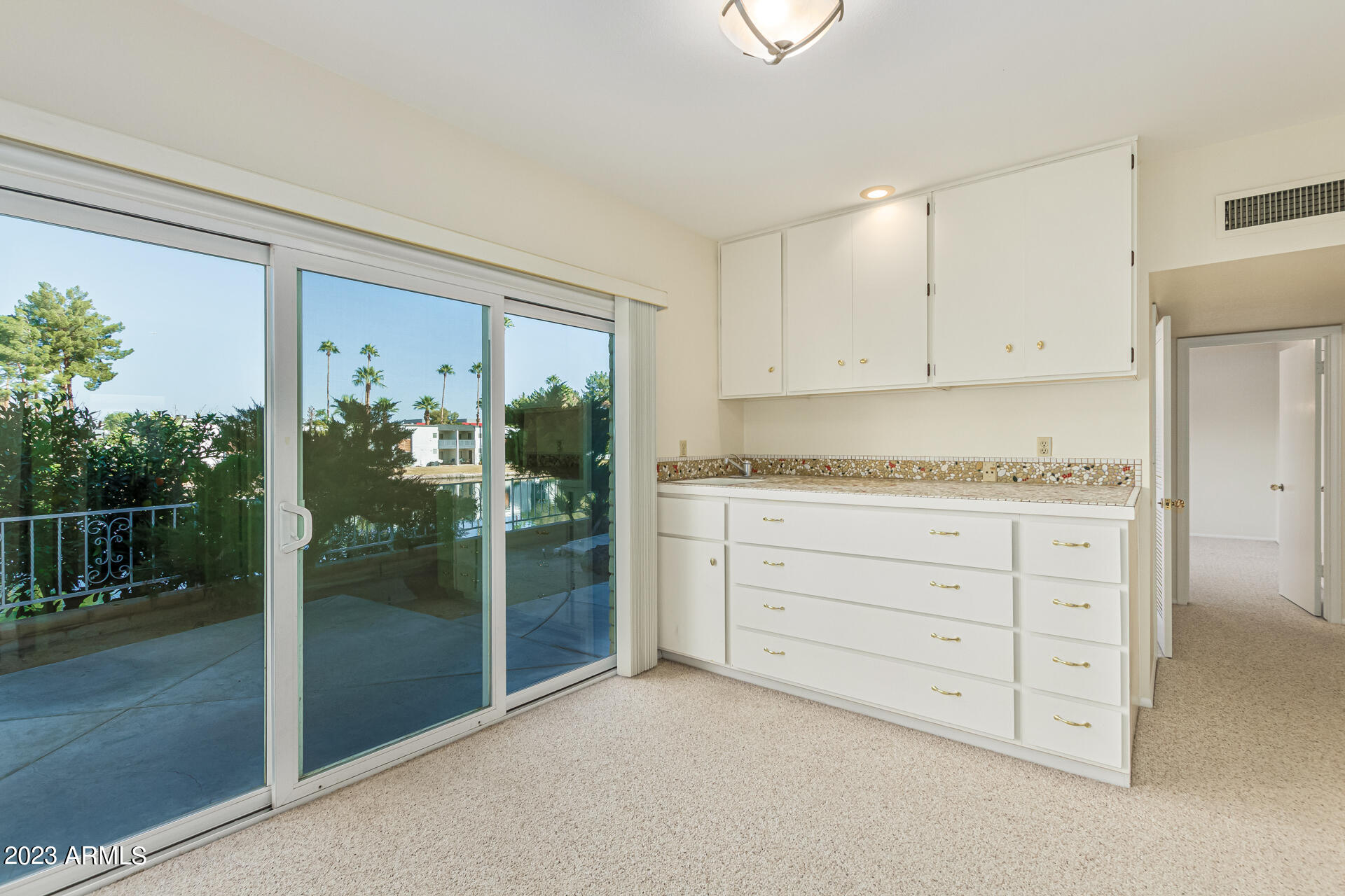 1017 E SANDPIPER Drive