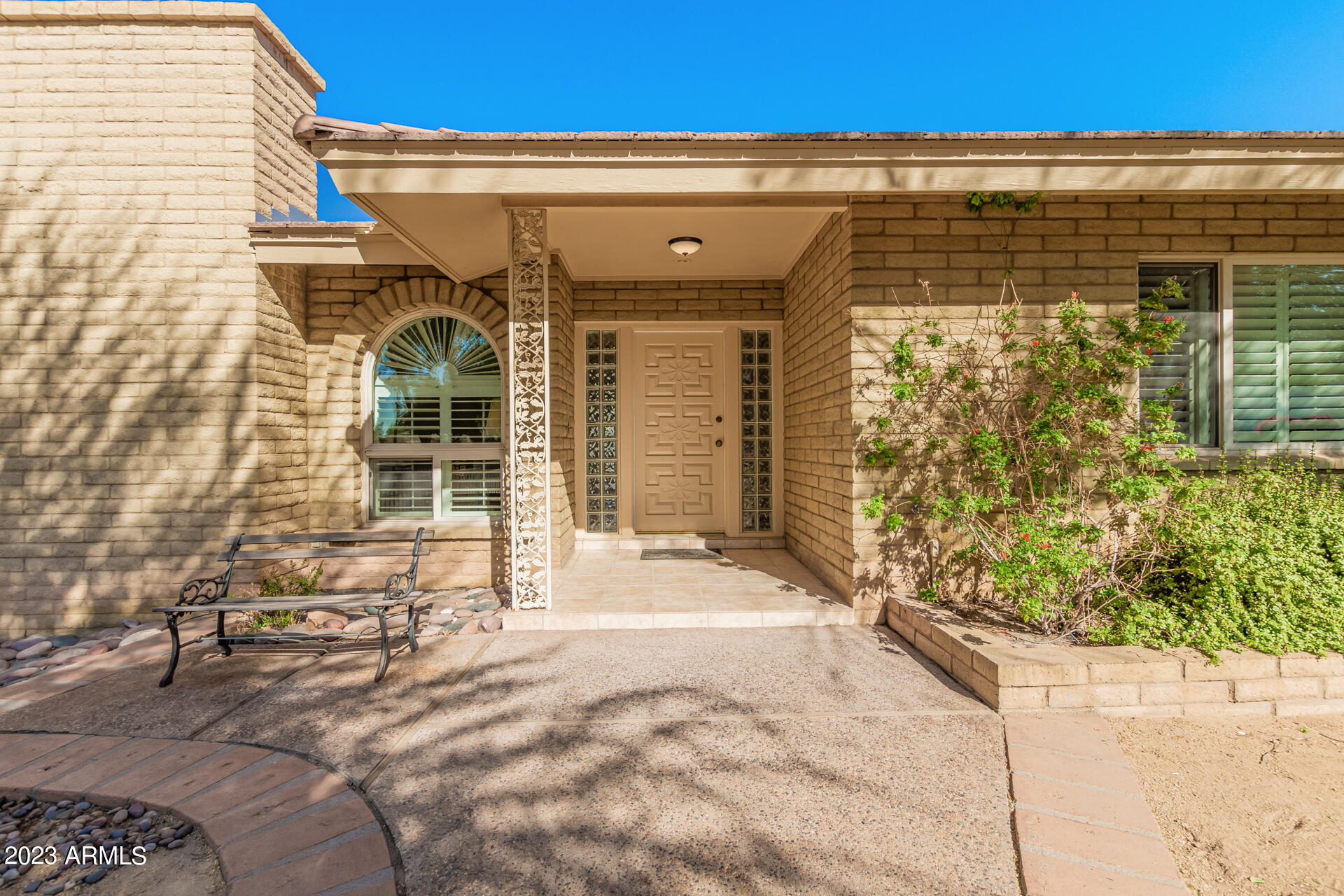 1017 E SANDPIPER Drive