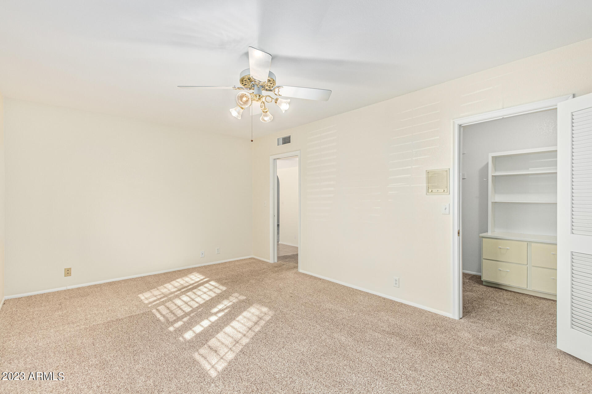 1017 E SANDPIPER Drive